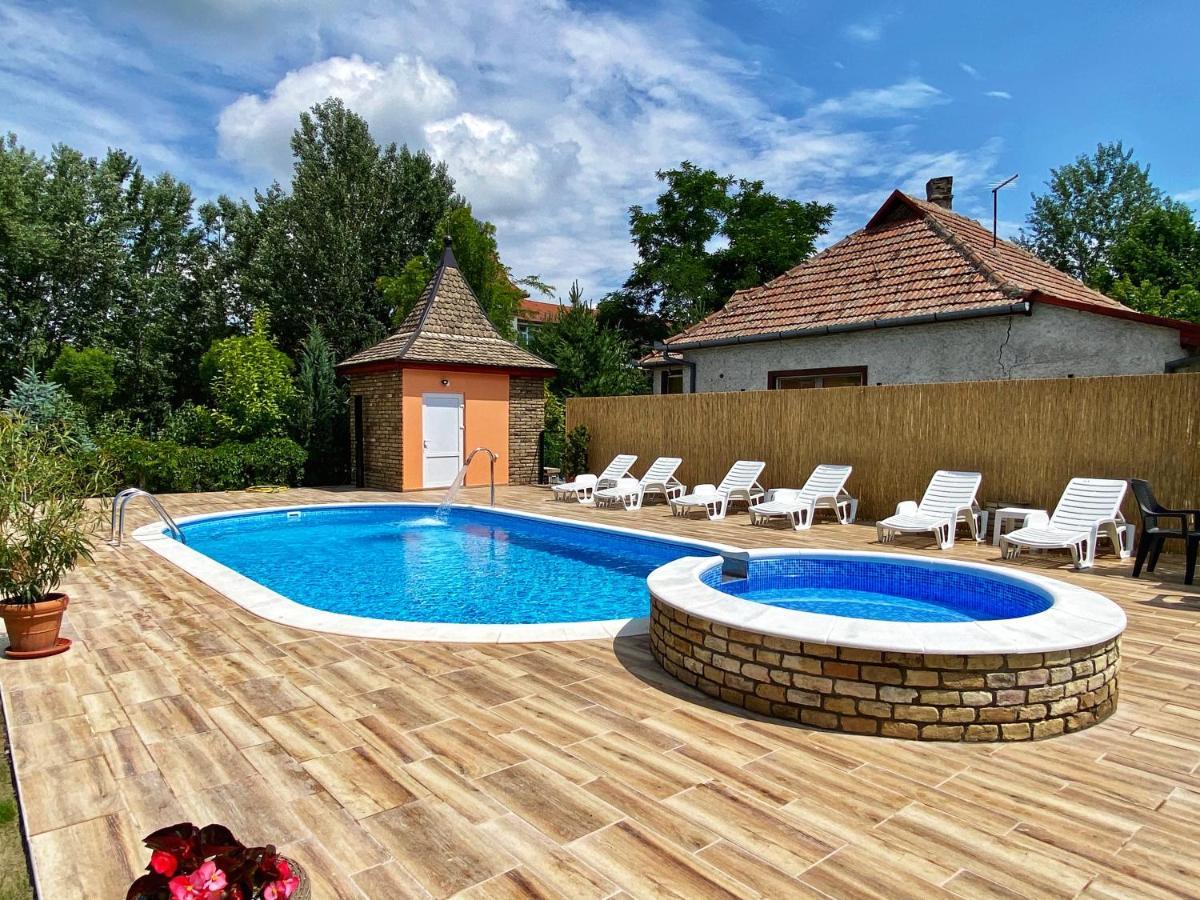 Villa Larus Palic Luaran gambar